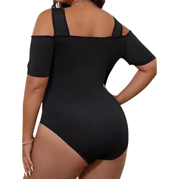 ❄️2/$5❄️[B7] NWOT Black Cold Shoulder Bodysuit, Size 2X - Picture 2 of 6